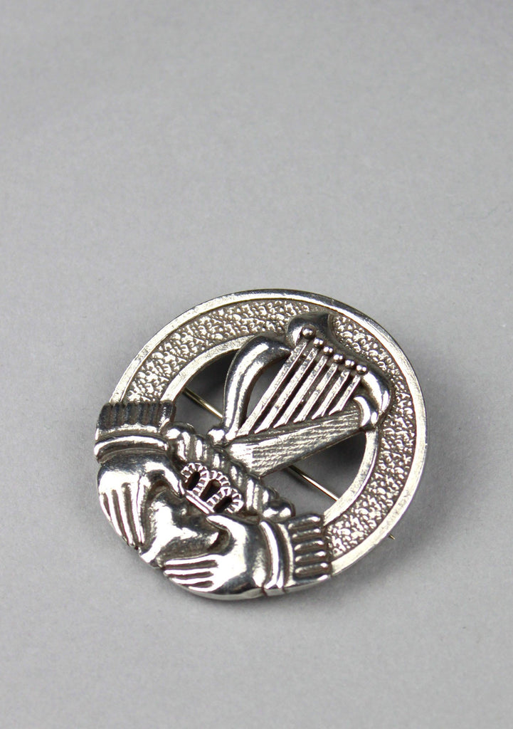 Irish Harp Crest Cap Badge