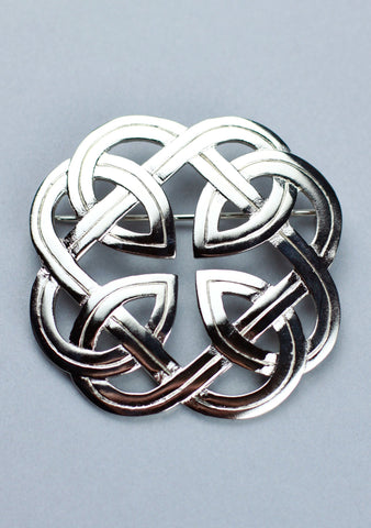 Eternal Interlace Plaid Brooch