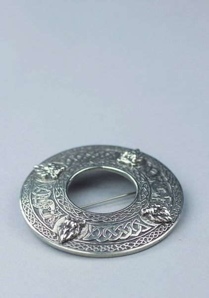 Pewter Lion Design Brooch
