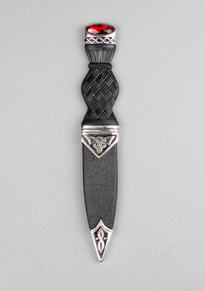 The Bladed Stone Top Sgian Dubh
