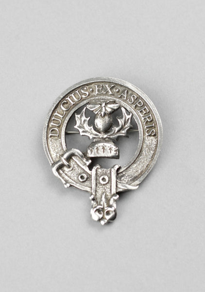 Clan Crest Cap Badge