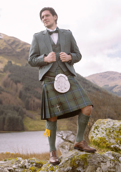 The Rustic Henderson Kilt Outfit