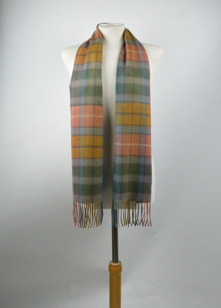 Cashmere Scarf in Buchanan Antique Tartan